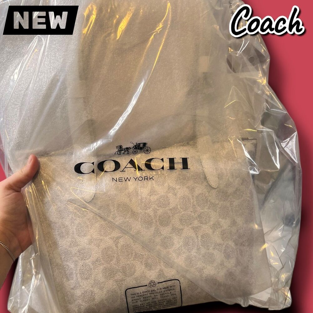 🔴New NWT Coach Fiona Zip Tote Bag in Signature Canvas – Gray/Silver - Picture 5 of 7